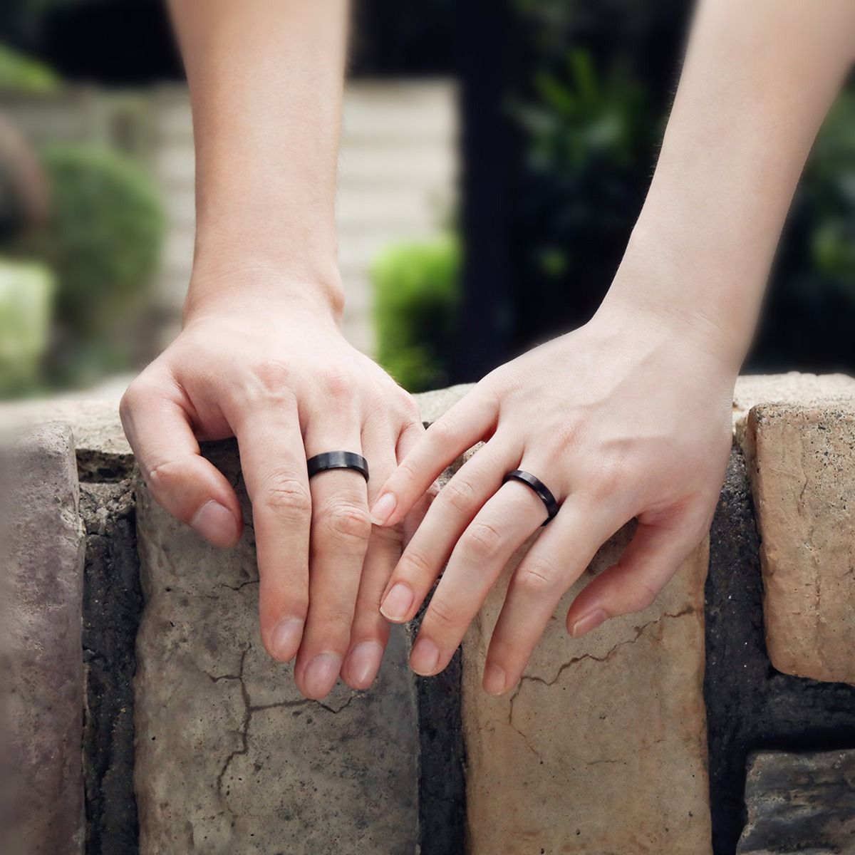 4mm Black Gun Plated Tungsten Carbide Rings Men Women Brushed Engagement Bands