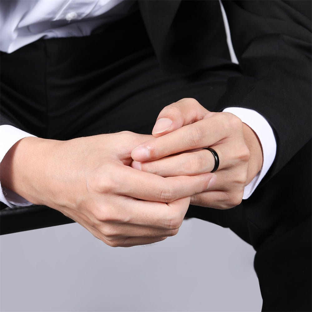 4mm Classic Tungsten Wedding Bands Ring for Men Black Polished Tungsten Carbide Rings