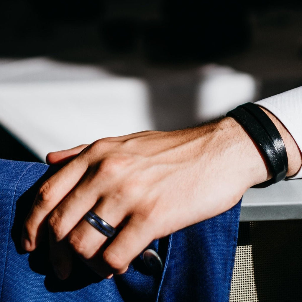 8mm Blue Maple Inlay Black Tungsten Carbide Ring Beveled Edges Men Women Wedding Bands Blue Stripe Ring