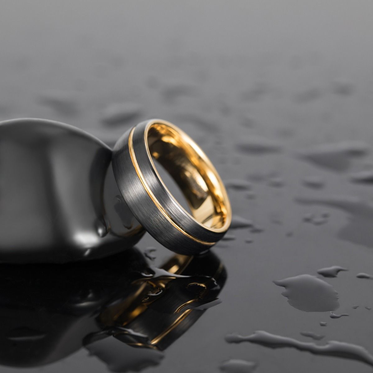 8mm Men Gold Groove Black Tungsten Ring Asymmetric Gold Thread Women Two Tone Brushed Ring