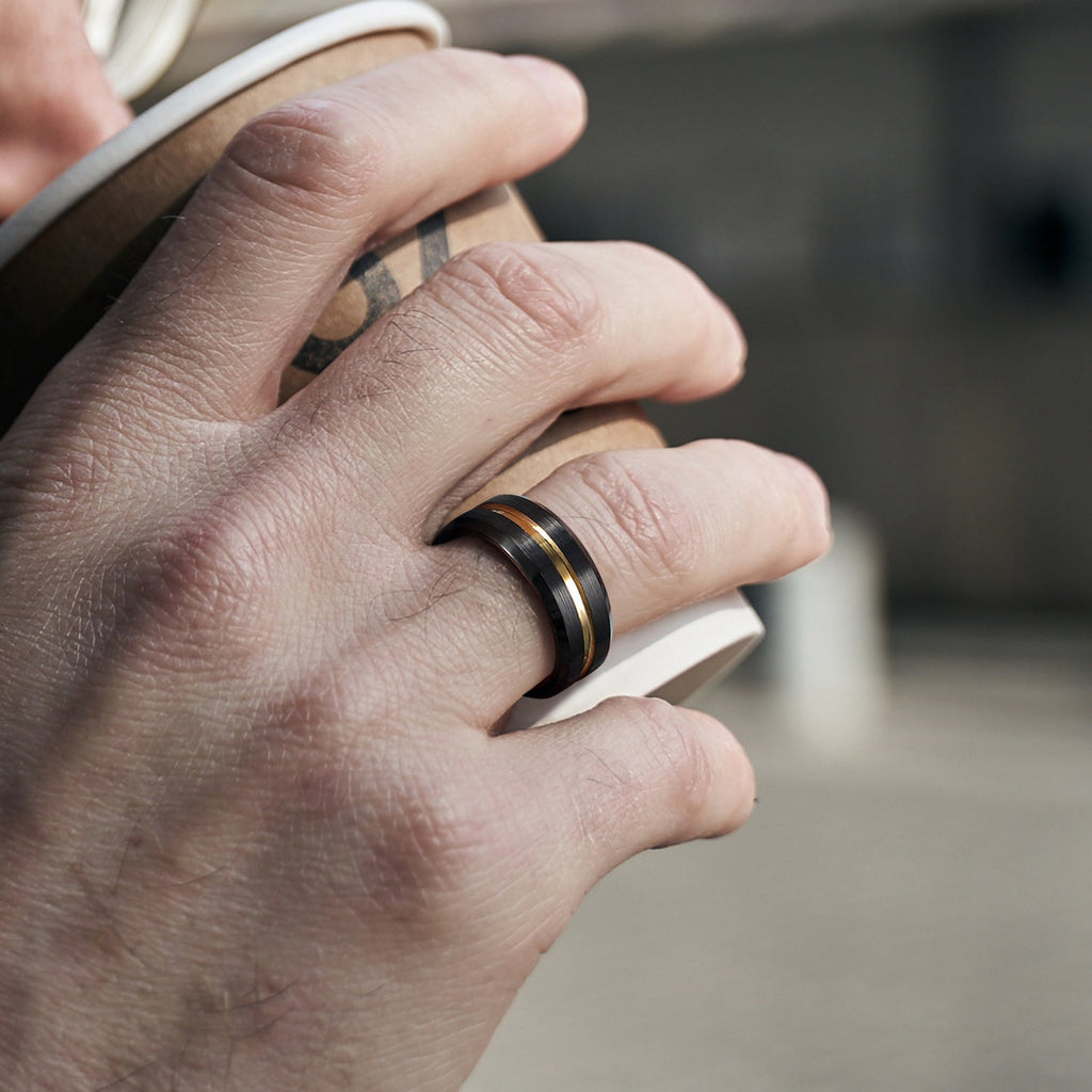 Fashion Jewelry 8mm Men Women Ring Classic Black Tungsten Carbide Ring Luxury Black Gold Rings Wedding Band